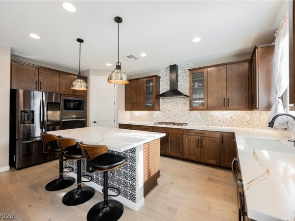 10145 Matter Overlook Drive, Las Vegas, NV 89178