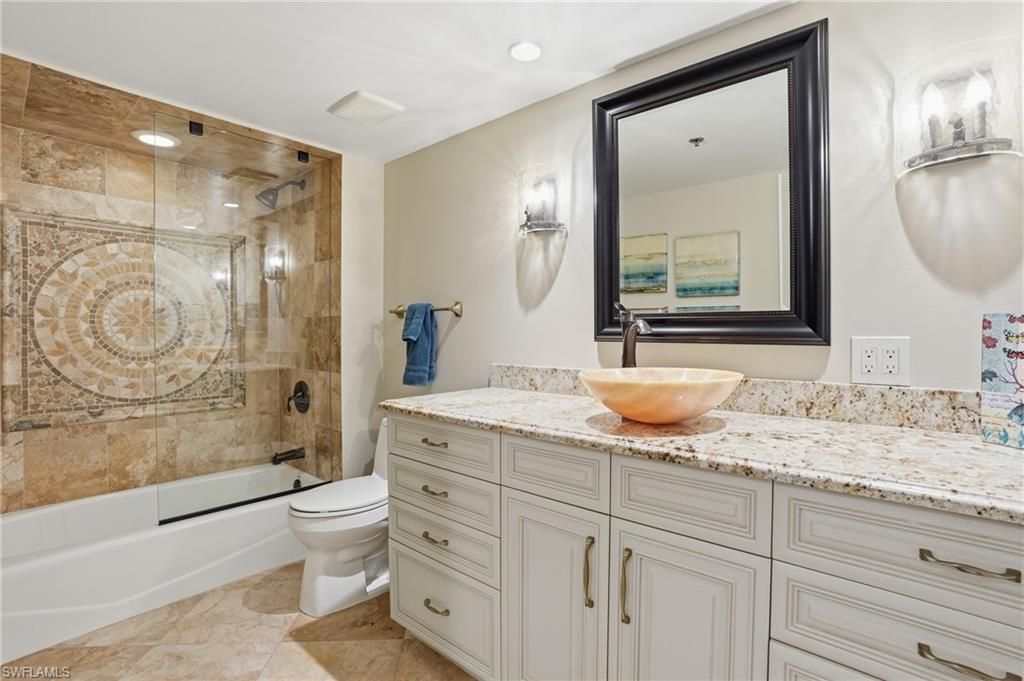 6585 Nicholas Blvd, Unit 902, Naples, FL 34108 Photo