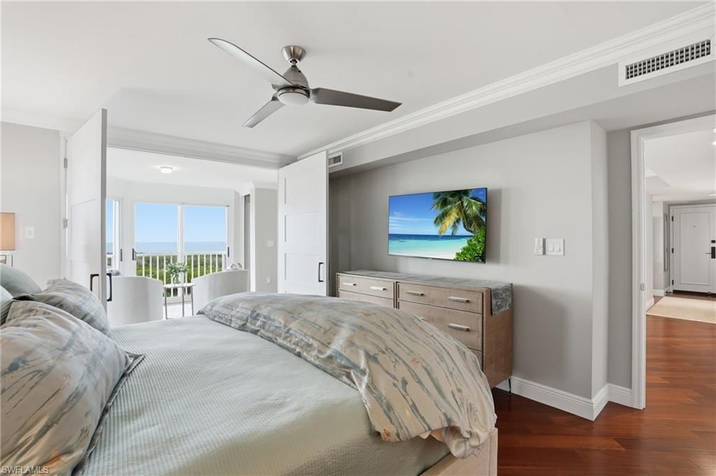 6585 Nicholas Blvd, Unit 902, Naples, FL 34108 Photo