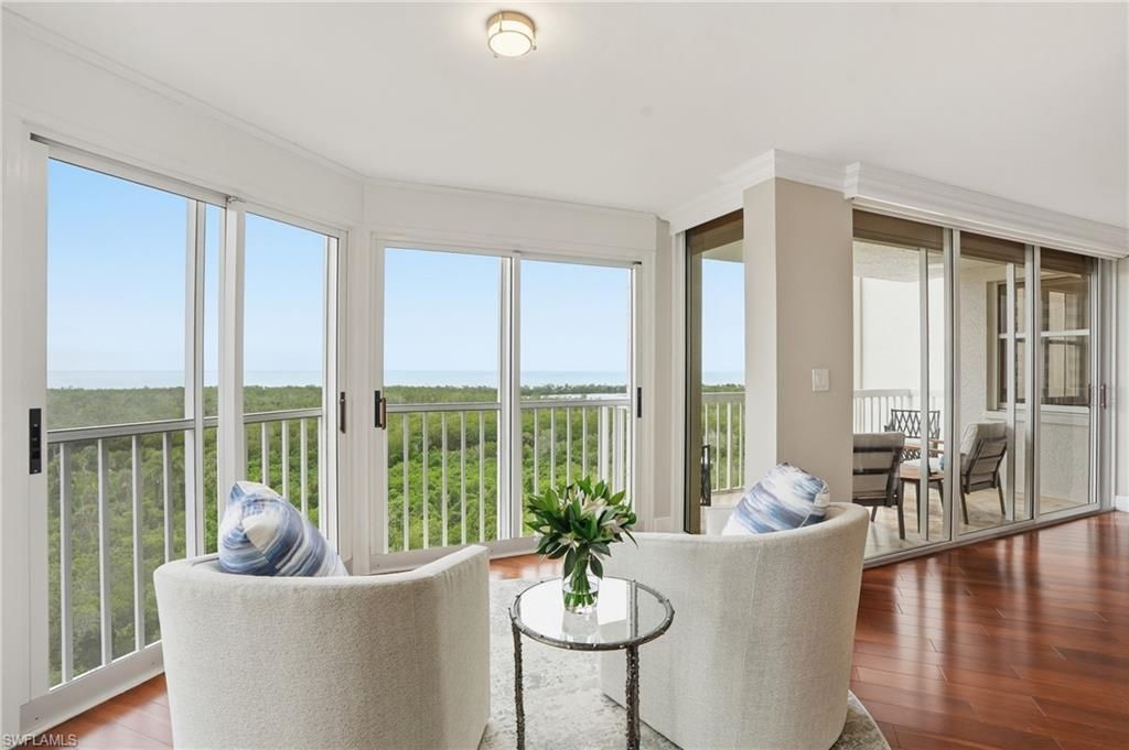 6585 Nicholas Blvd, Unit 902, Naples, FL 34108 Photo