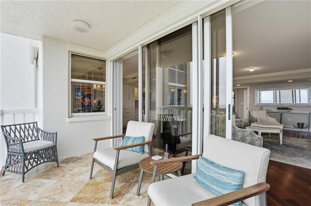 6585 Nicholas Blvd, Unit 902, Naples, FL 34108 Photo