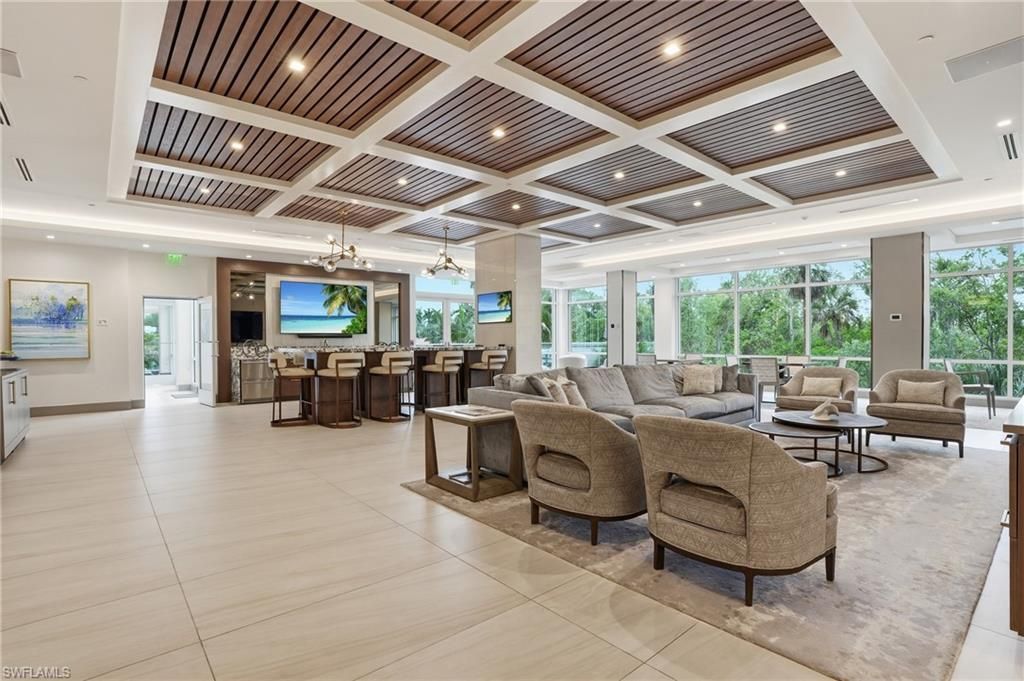 6585 Nicholas Blvd, Unit 902, Naples, FL 34108 Photo