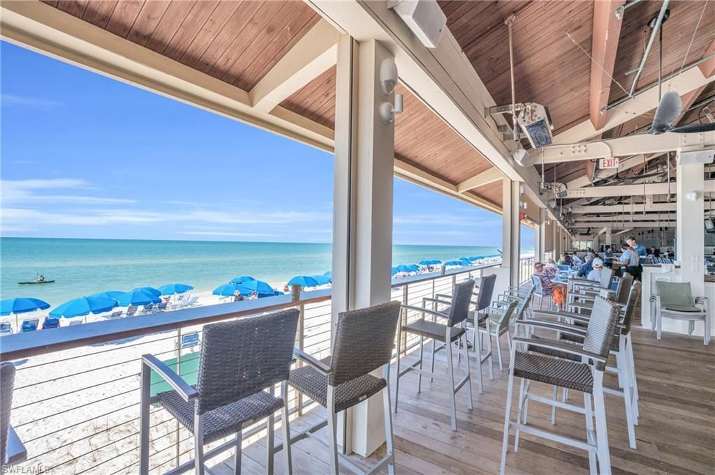 6585 Nicholas Blvd, Unit 902, Naples, FL 34108 Photo