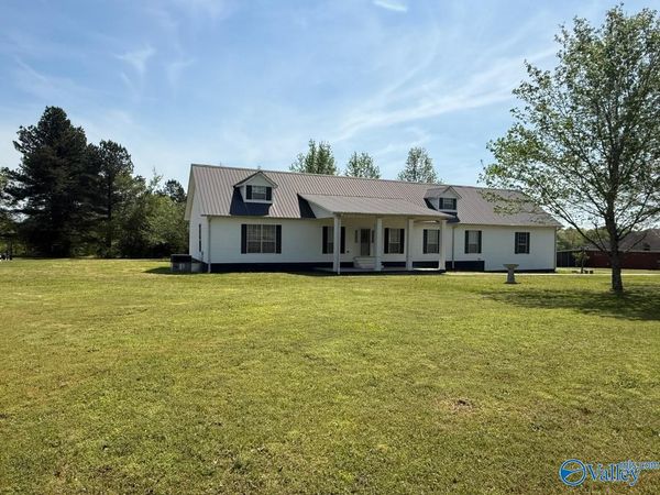 684 County Road 358, Trinity, AL 35673