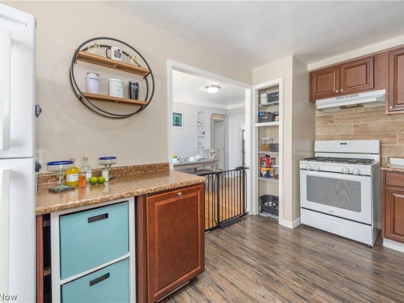 9109 Ansonia Avenue, Brooklyn, OH 44144 Photo 16