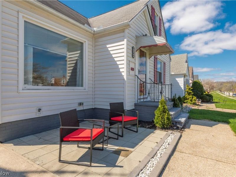 9109 Ansonia Avenue, Brooklyn, OH 44144 Photo 2