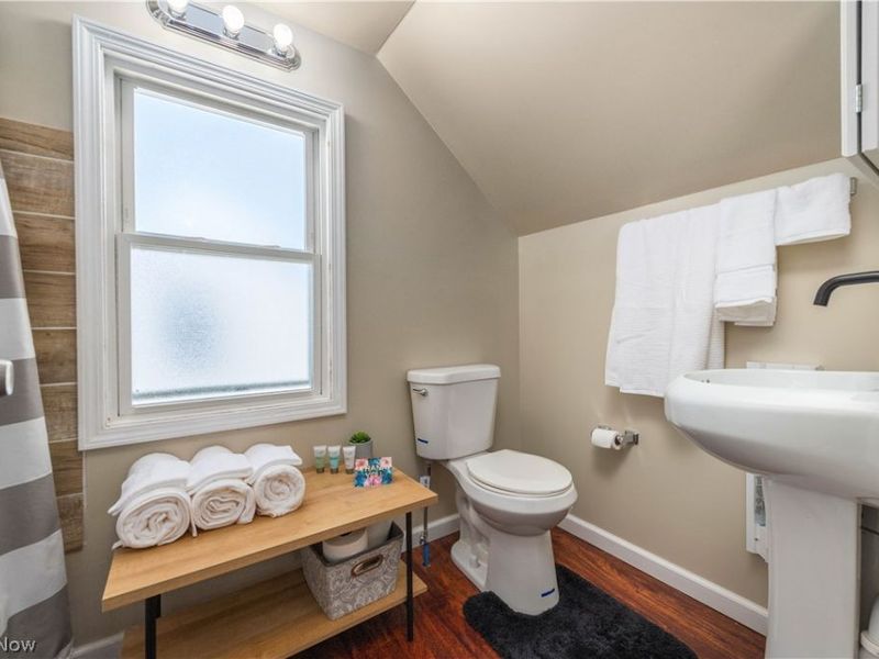 9109 Ansonia Avenue, Brooklyn, OH 44144 Photo 26