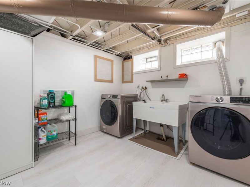 9109 Ansonia Avenue, Brooklyn, OH 44144 Photo 36