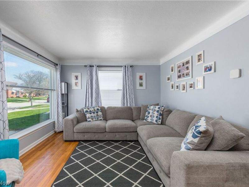 9109 Ansonia Avenue, Brooklyn, OH 44144 Photo 6