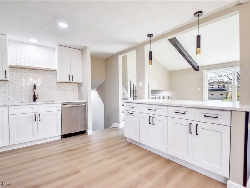 447 Saint Lawrence Boulevard, Eastlake, OH 44095 Photo 16