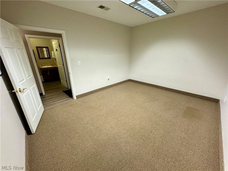 4720 Everhard Road NW, Canton, OH 44718 Photo 14