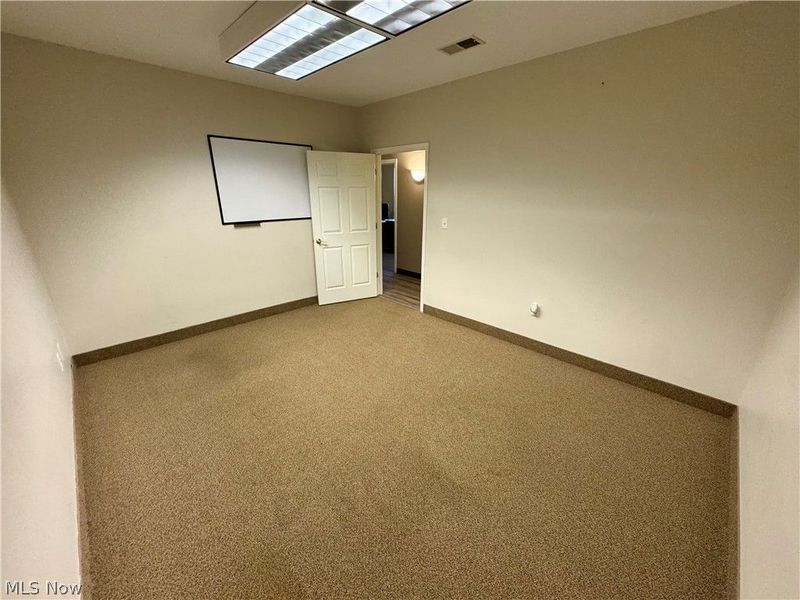 4720 Everhard Road NW, Canton, OH 44718 Photo 16