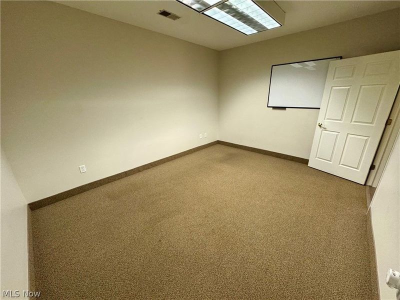 4720 Everhard Road NW, Canton, OH 44718 Photo 17