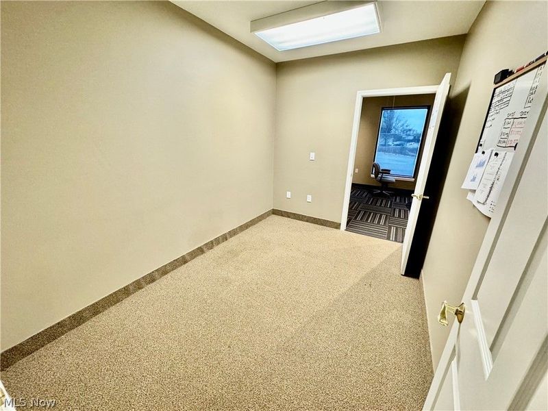 4720 Everhard Road NW, Canton, OH 44718 Photo 23