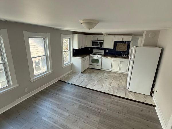 182 Hewitt , Bridgeport, CT 06607