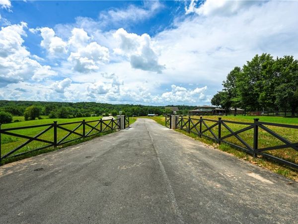 507 & 541 Reed Valley Road , Fayetteville, AR 72704