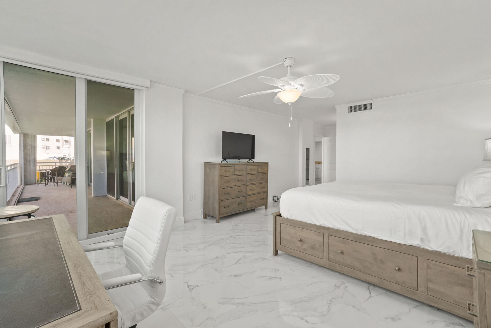 3546 S Ocean Boulevard, Unit 420, South Palm Beach, FL 33480 Photo