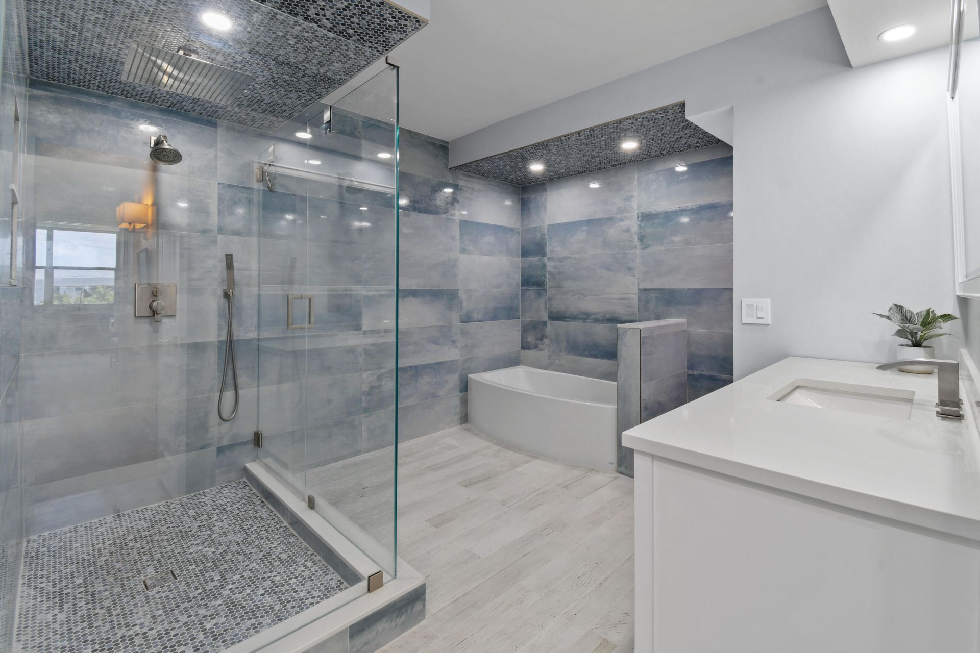 3546 S Ocean Boulevard, Unit 420, South Palm Beach, FL 33480 Photo