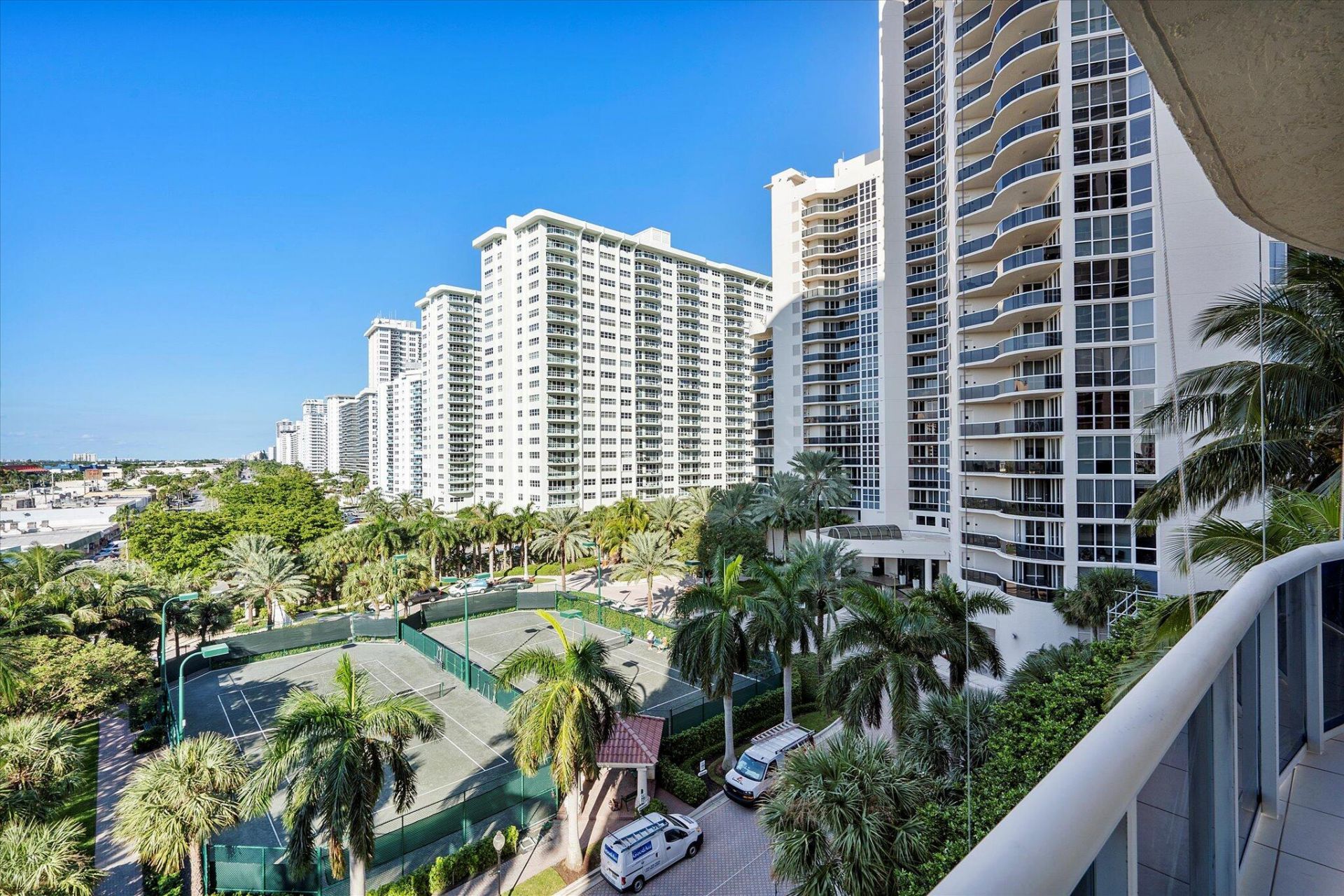 3100 N Ocean Boulevard, Unit 601, Fort Lauderdale, FL 33308 Photo