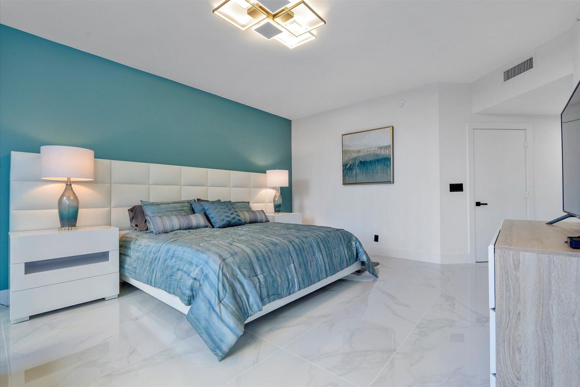 3100 N Ocean Boulevard, Unit 601, Fort Lauderdale, FL 33308 Photo