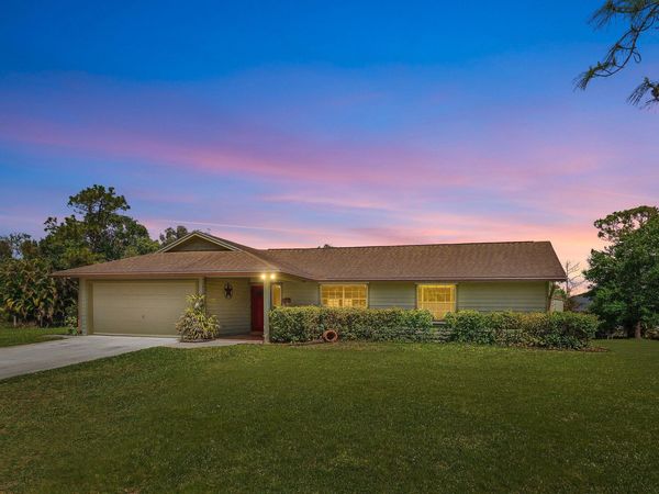 13829 62nd Court N, West Palm Beach, FL 33412