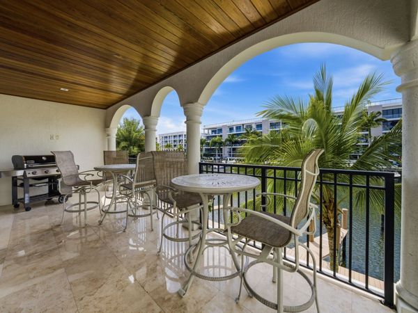 69 Isle Of Venice Drive, Fort Lauderdale, FL 33301