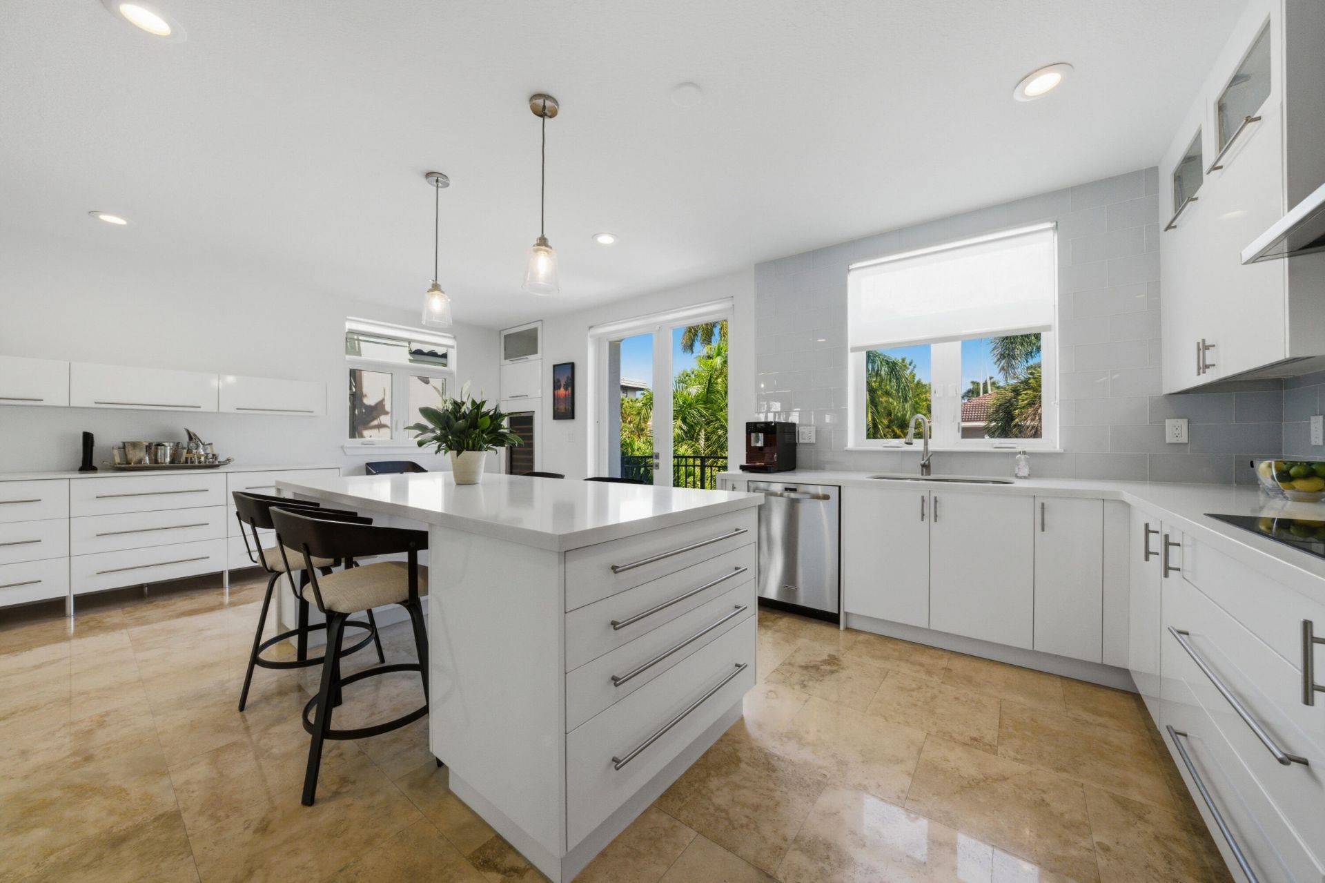 69 Isle Of Venice Drive, Fort Lauderdale, FL 33301 Photo