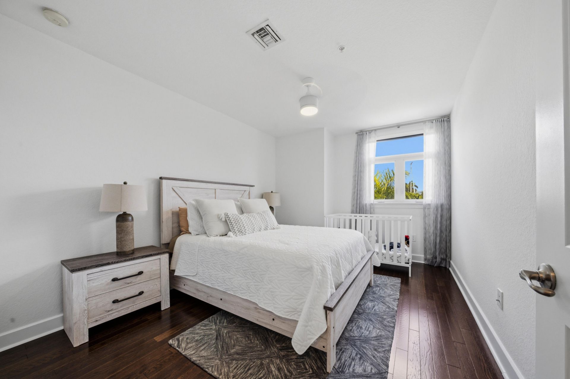 69 Isle Of Venice Drive, Fort Lauderdale, FL 33301 Photo