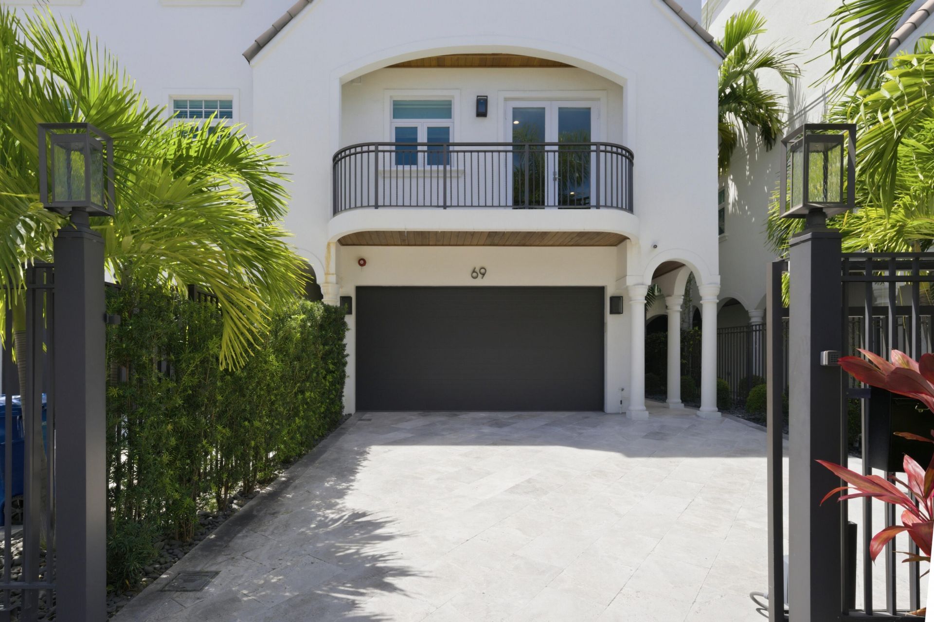69 Isle Of Venice Drive, Fort Lauderdale, FL 33301 Photo