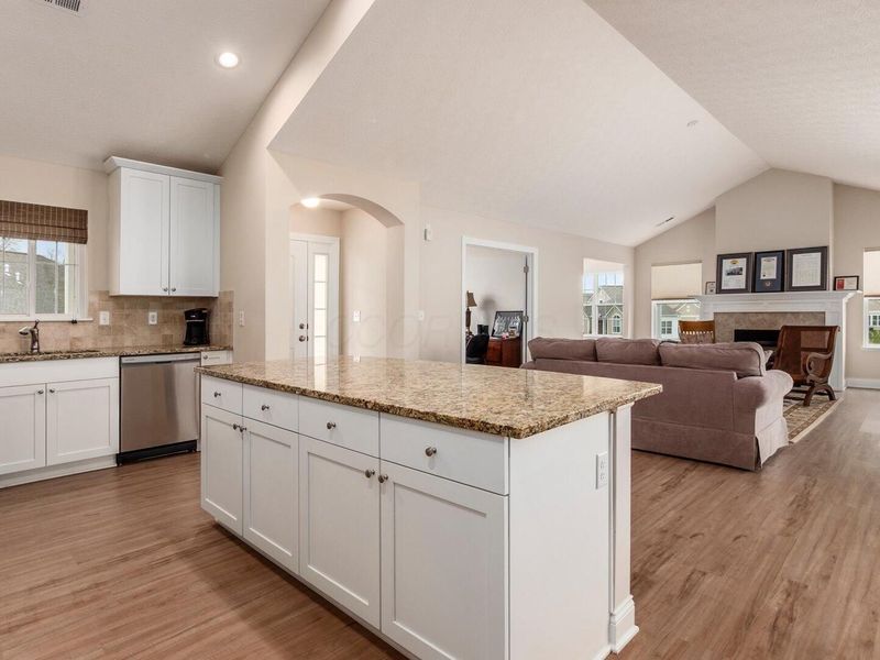 109 Narragansett Drive, Buckeye Lake, OH 43008 Photo 14