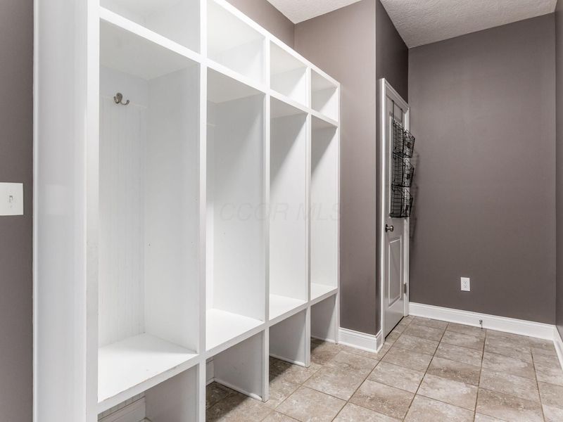 814 Memories Lane, Westerville, OH 43081 Photo 32