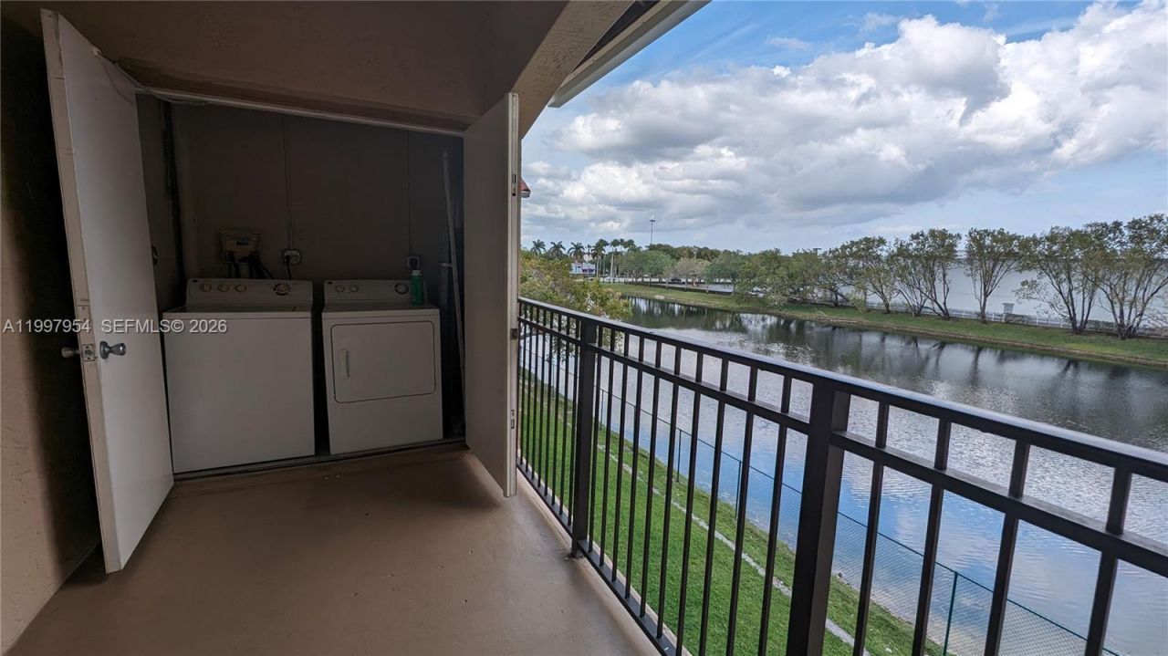 151 SW 117th Ave, Unit 9306, Pembroke Pines, FL 33025 Photo