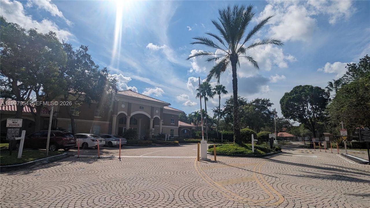 151 SW 117th Ave, Unit 9306, Pembroke Pines, FL 33025 Photo