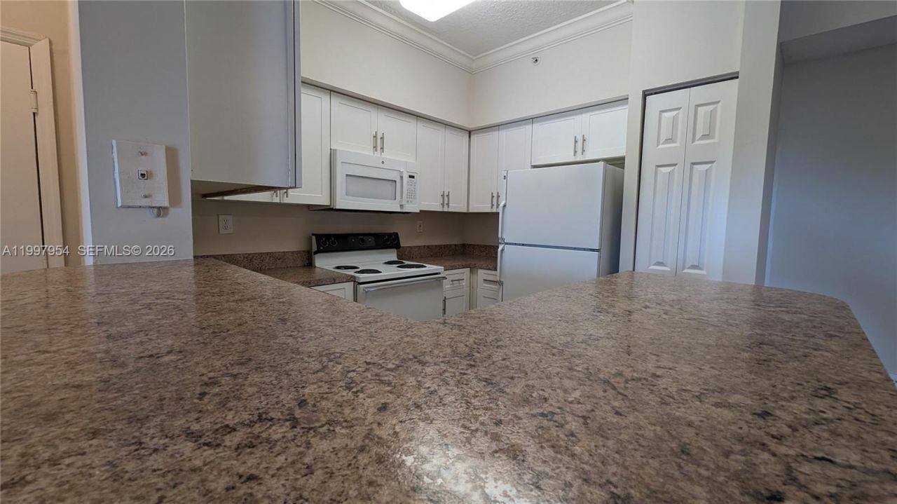 151 SW 117th Ave, Unit 9306, Pembroke Pines, FL 33025 Photo