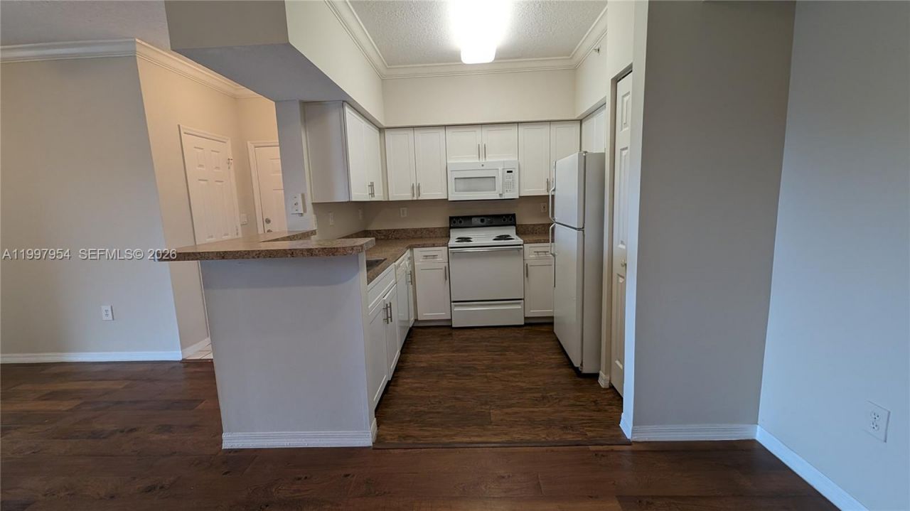 151 SW 117th Ave, Unit 9306, Pembroke Pines, FL 33025 Photo