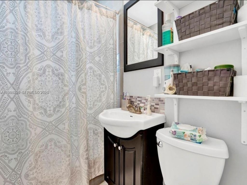 6930 SW 12th St, Pembroke Pines, FL 33023 Photo