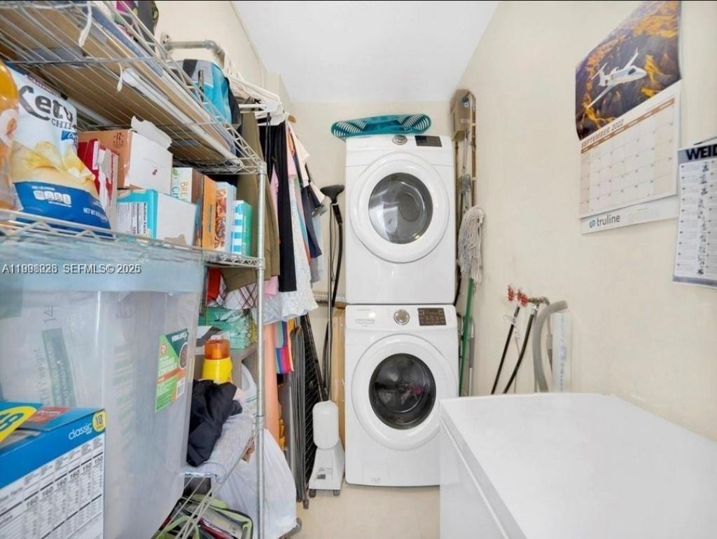 6930 SW 12th St, Pembroke Pines, FL 33023 Photo