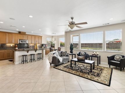 116 Emma Ct, Roseville, CA 95661 Photo