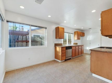 2744 Catania Way, Sacramento, CA 95826 Photo