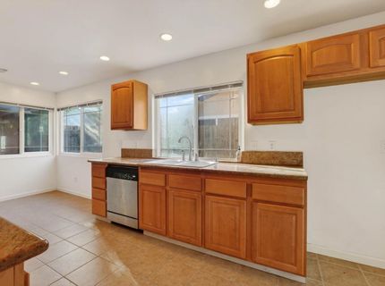 2744 Catania Way, Sacramento, CA 95826 Photo
