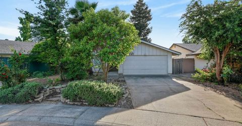 2744 Catania Way, Sacramento, CA 95826 Photo