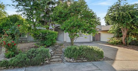 2744 Catania Way, Sacramento, CA 95826 Photo