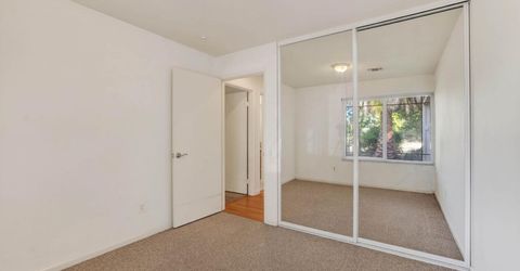 2744 Catania Way, Sacramento, CA 95826 Photo