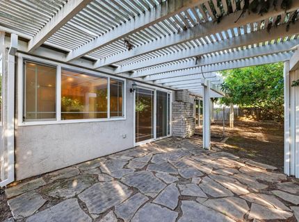 2744 Catania Way, Sacramento, CA 95826 Photo