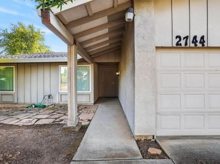 2744 Catania Way, Sacramento, CA 95826 Photo