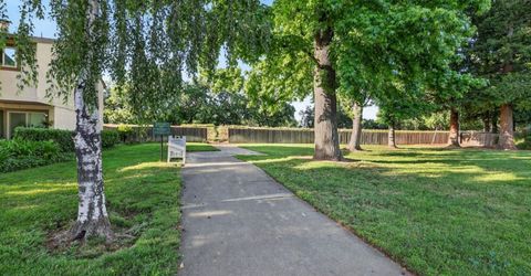 2744 Catania Way, Sacramento, CA 95826 Photo