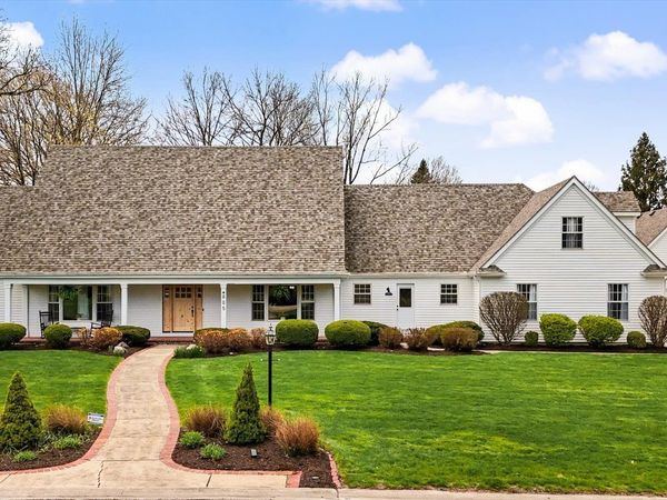 805 Deer Run Drive , Mahomet, IL 61853