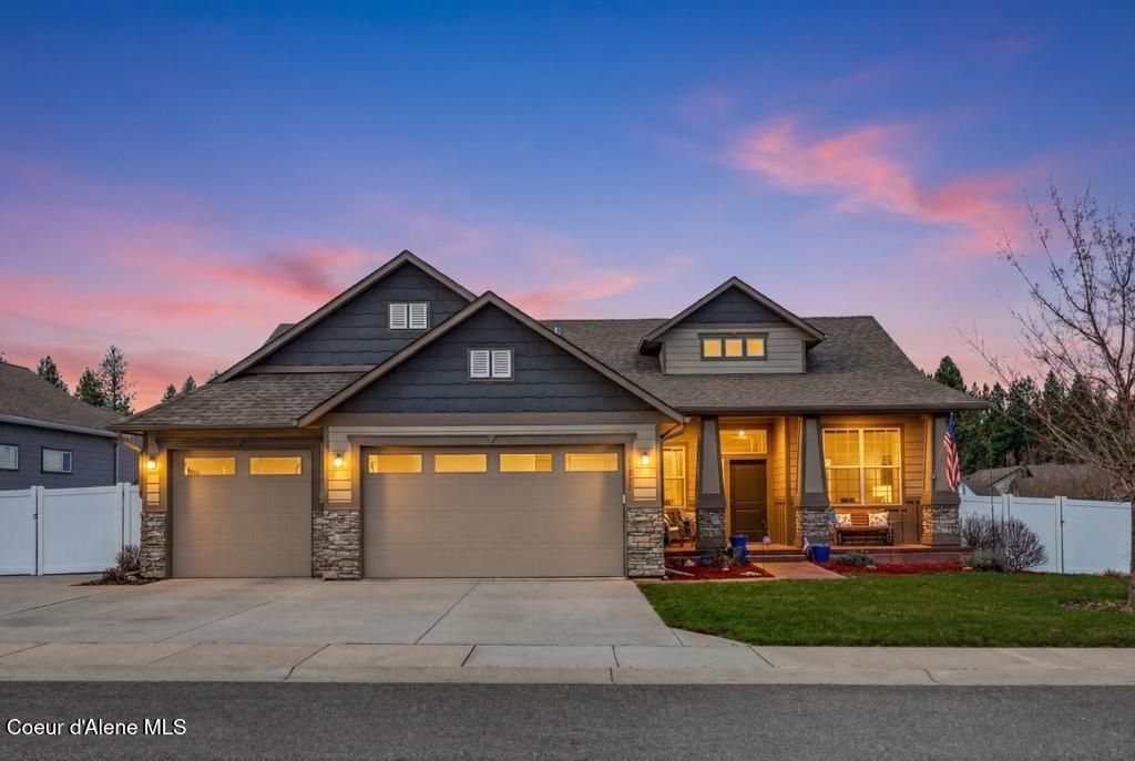 11305 N EMERALD DR  primary photo