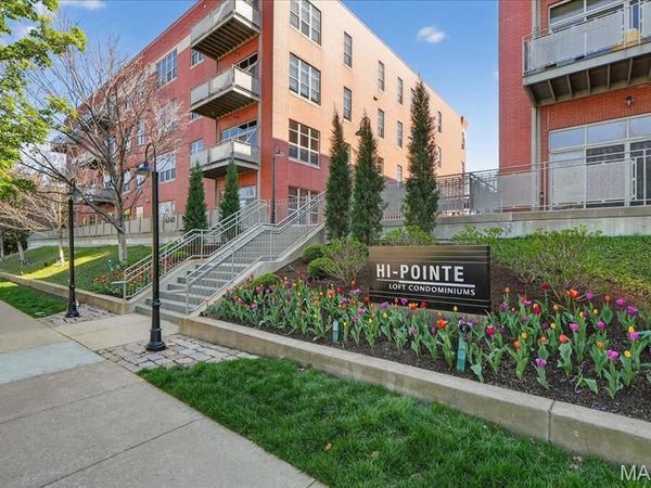 6340 Clayton Road , Unit 107, Richmond Heights, MO 63117