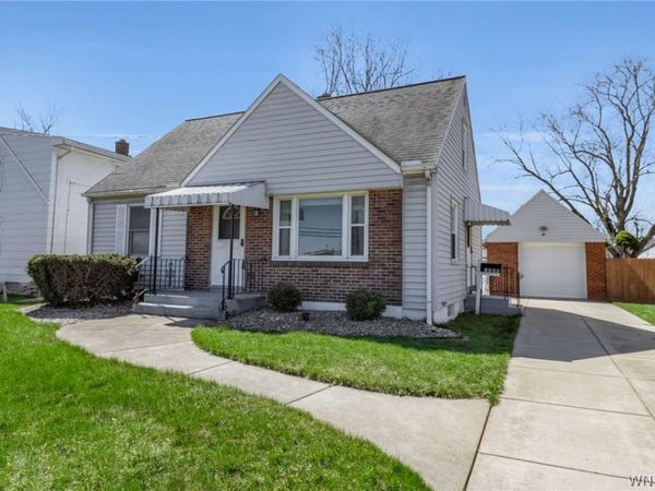 3006 Eggert Road, Tonawanda, NY 14150